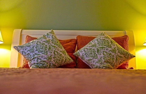 Ballard House Inn - Bet 4u 15