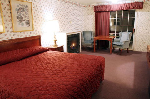 Storybook Inn & Suites - Bet 4u 17