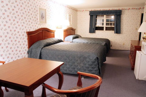 Storybook Inn & Suites - Bet 4u 23