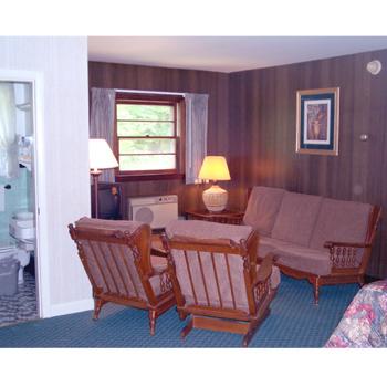 Hill-Brook Motel - Click Find 3