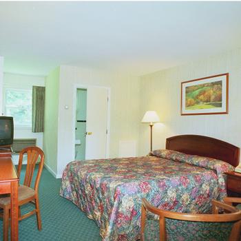 Hill-Brook Motel - Click Find 2