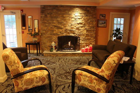 Golden Apple Inn - Bet 4u 34