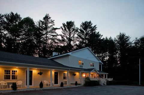 Golden Apple Inn - Bet 4u 7