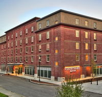 Courtyard Keene Downtown