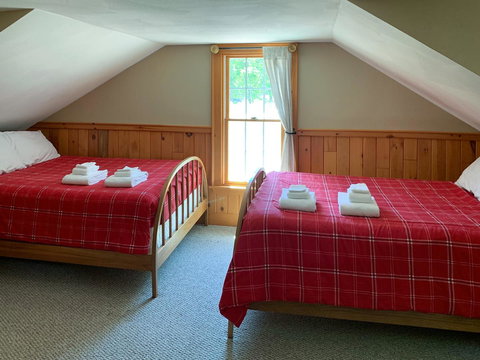 4 Lower Broad Bay - Bet 4u 14