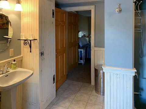 4 Lower Broad Bay - Bet 4u 13