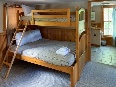 4 Lower Broad Bay - Bet 4u 9