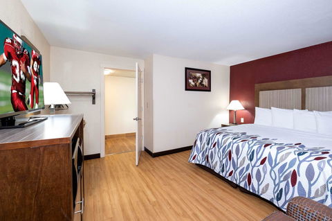 Red Roof Inn Neptune - Bridge Guide 28