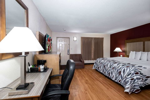 Red Roof Inn Neptune - Bridge Guide 23