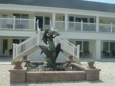 Madison Avenue Beach Club - Bet 4u 11