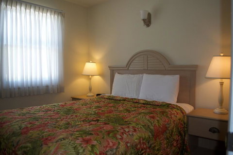 Madison Avenue Beach Club - Bet 4u 5