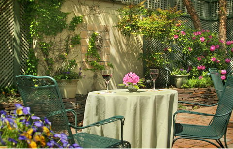 Lambertville House - Bet 4u 4