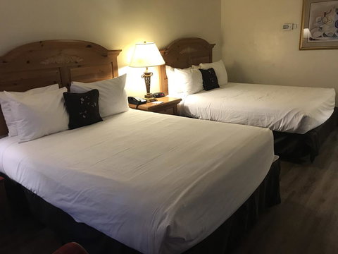 Ramada By Wyndham Las Cruces Hotel & Conference Center - Bet 4u 4