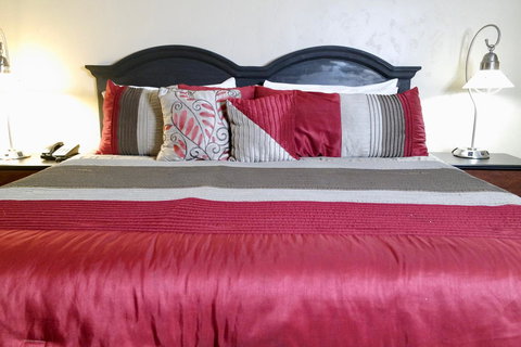 Ramada By Wyndham Las Cruces Hotel & Conference Center - Bet 4u 36