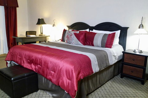 Ramada By Wyndham Las Cruces Hotel & Conference Center - Bet 4u 24