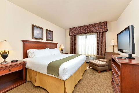 Holiday Inn Express Hotel & Suites Las Cruces - Bet 4u 33