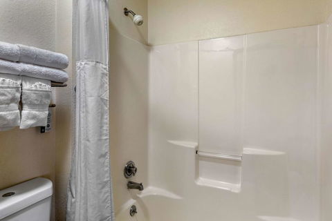 Comfort Inn Near Gila National Forest - Click Find 3