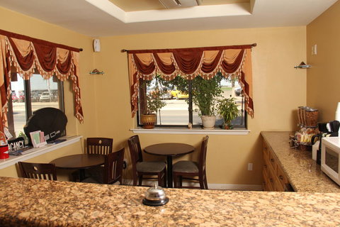 Budget Inn Artesia - Bet 4u 1