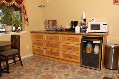 Budget Inn Artesia - Bet 4u 4