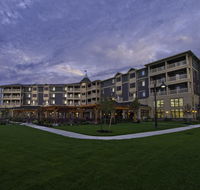 1000 Islands Harbor Hotel