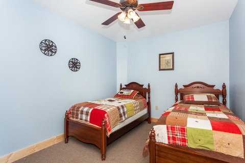 91 Copper Spur Road Home - Bet 4u 4