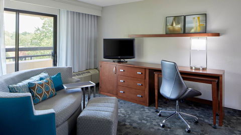 Courtyard By Marriott Raleigh-Durham Airport Morrisville - Bridge Guide 6