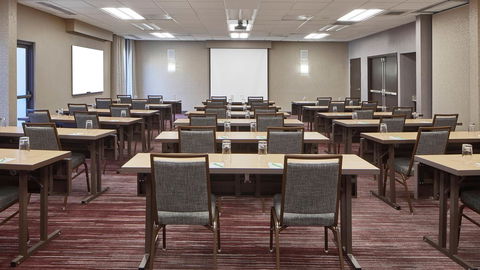 Courtyard By Marriott Raleigh-Durham Airport Morrisville - Bridge Guide 31