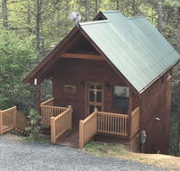 Bear Den Mountain Resort