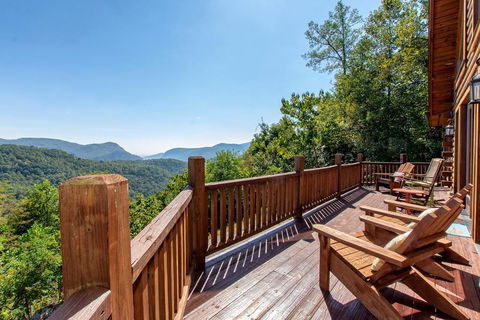 Stairway To Heaven Cabin - Click Find 7
