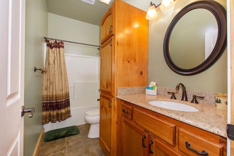 Stairway To Heaven Cabin - Click Find 27