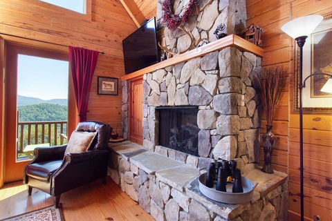 Stairway To Heaven Cabin - Click Find 4