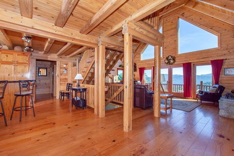 Stairway To Heaven Cabin - Click Find 18