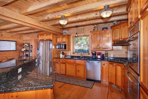Stairway To Heaven Cabin - Click Find 5