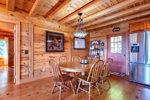 Stairway To Heaven Cabin - Click Find 14