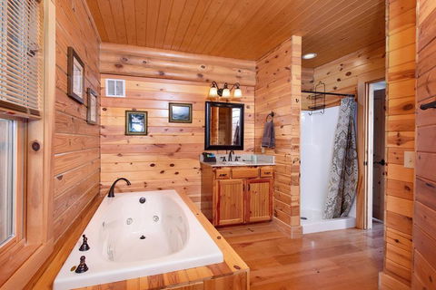 Stairway To Heaven Cabin - Click Find 25
