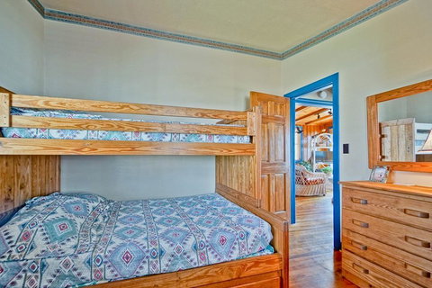 Sailor's Rest Cabin - Click Find 12