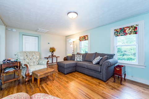 158 Henson Cove Road Home - Click Find 11