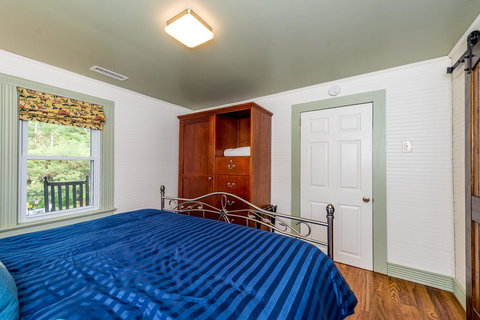 158 Henson Cove Road Home - Click Find 7