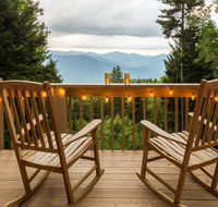 3 Bed 2 Bath Vacation home in Sylva