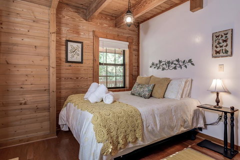 Glade Mountain Top Retreat Cabin - Click Find 37