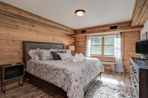 Glade Mountain Top Retreat Cabin - Click Find 35