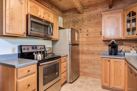 Glade Mountain Top Retreat Cabin - Click Find 15
