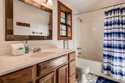 Glade Mountain Top Retreat Cabin - Click Find 12