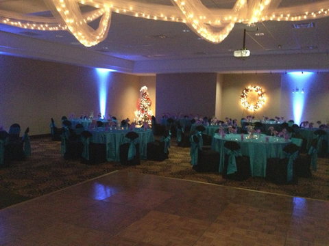 Radisson Hotel At The University Of Toledo - Bet 4u 13