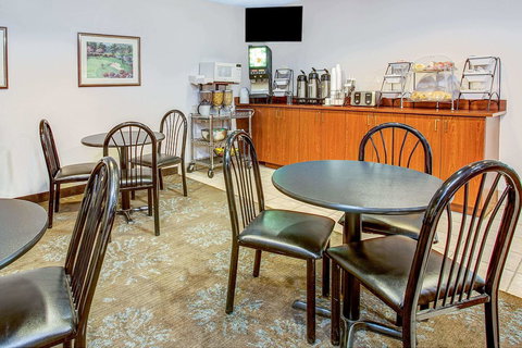 Microtel Inn & Suites By Wyndham Mason - Bet 4u 7