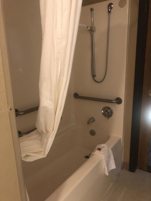 Microtel Inn & Suites By Wyndham Mason - Bet 4u 1