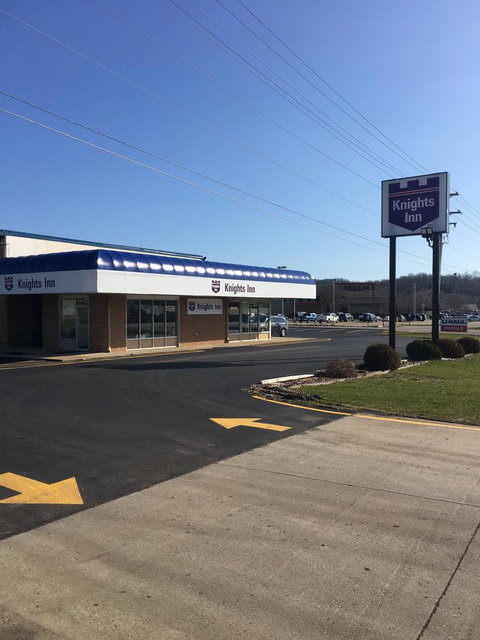 Knights Inn Gallipolis - Click Find 6