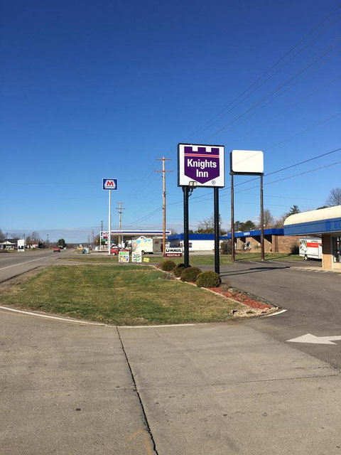 Knights Inn Gallipolis - Click Find 11