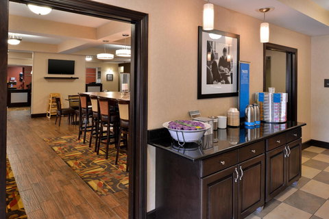 Hampton Inn Steubenville - Bet 4u 8