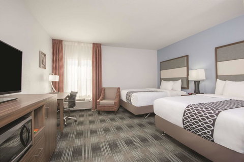 La Quinta By Wyndham Guthrie - Bet 4u 28